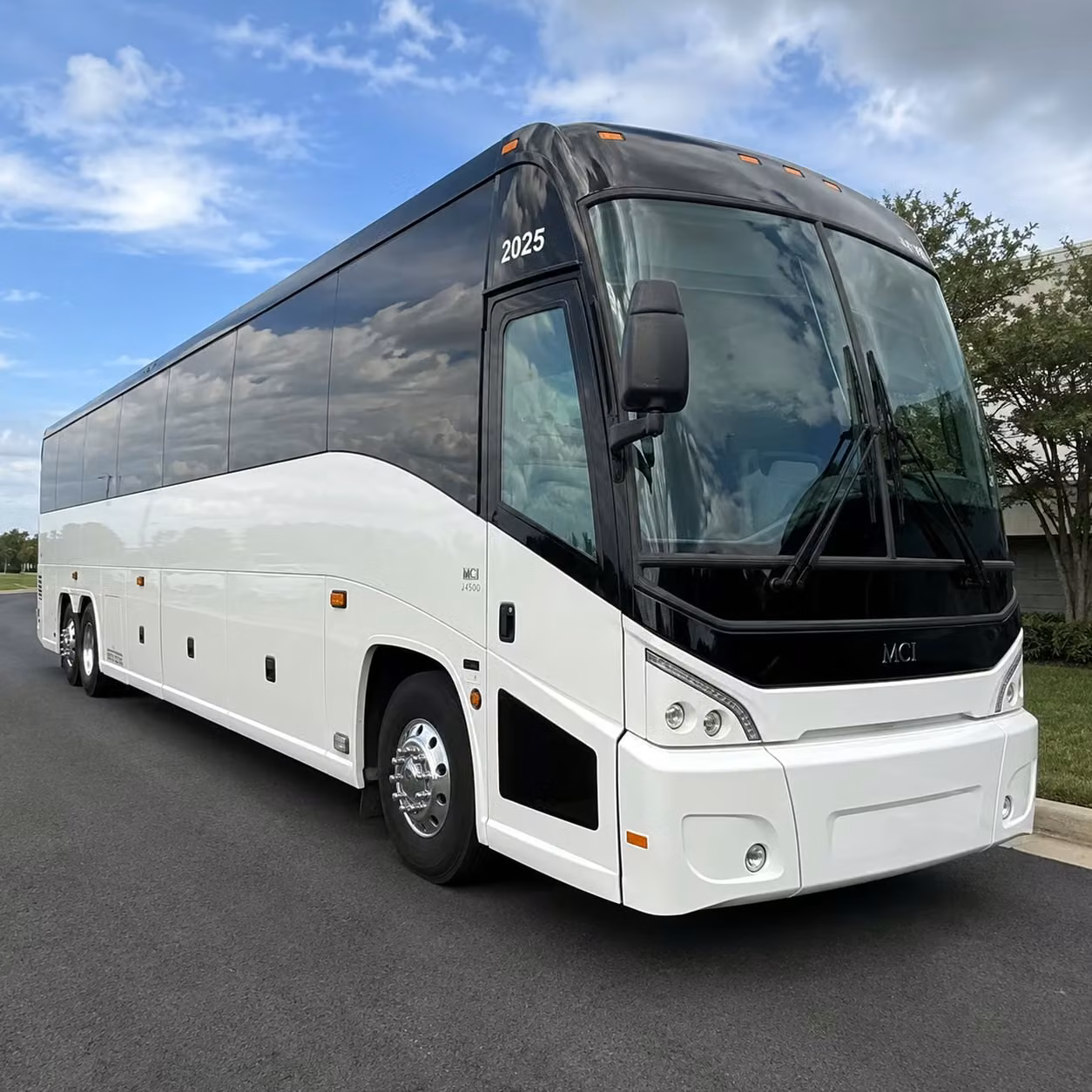 concert bus rentals to footprint center ak chin pavilion and every major phoenix venue