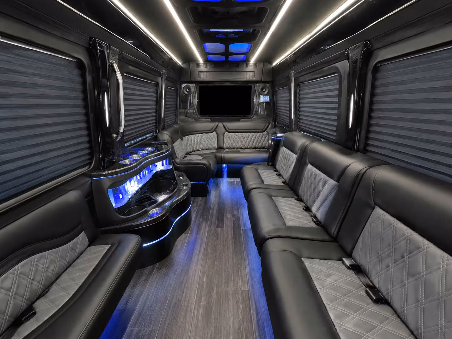 multi day bus rentals for phoenix corporate retreats and group travel